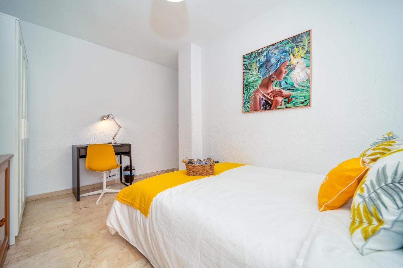 B Casacafe Madrid Pozuelo 2 Bano Fuera De La Habitacion O Compartido Pozuelo de Alarcon Ngoại thất bức ảnh