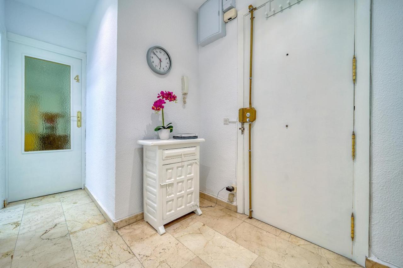 B Casacafe Madrid Pozuelo 2 Bano Fuera De La Habitacion O Compartido Pozuelo de Alarcon Ngoại thất bức ảnh