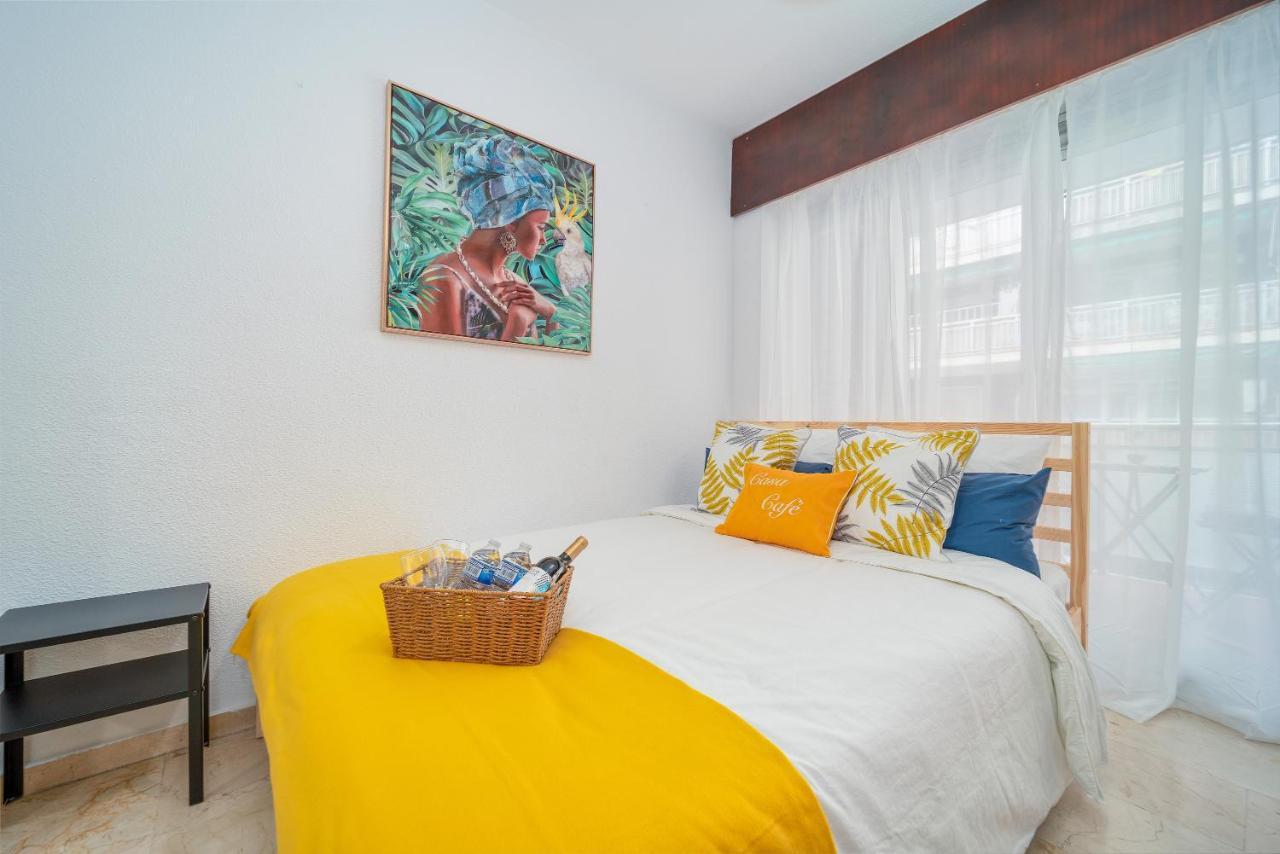 B Casacafe Madrid Pozuelo 2 Bano Fuera De La Habitacion O Compartido Pozuelo de Alarcon Ngoại thất bức ảnh
