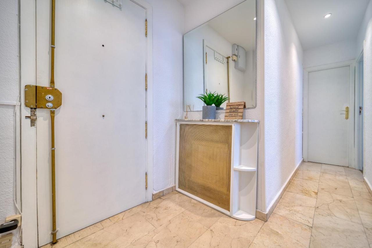B Casacafe Madrid Pozuelo 2 Bano Fuera De La Habitacion O Compartido Pozuelo de Alarcon Ngoại thất bức ảnh